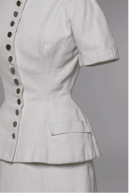 Suit in white piqué, model 146 — Balenciaga, Spring 1950