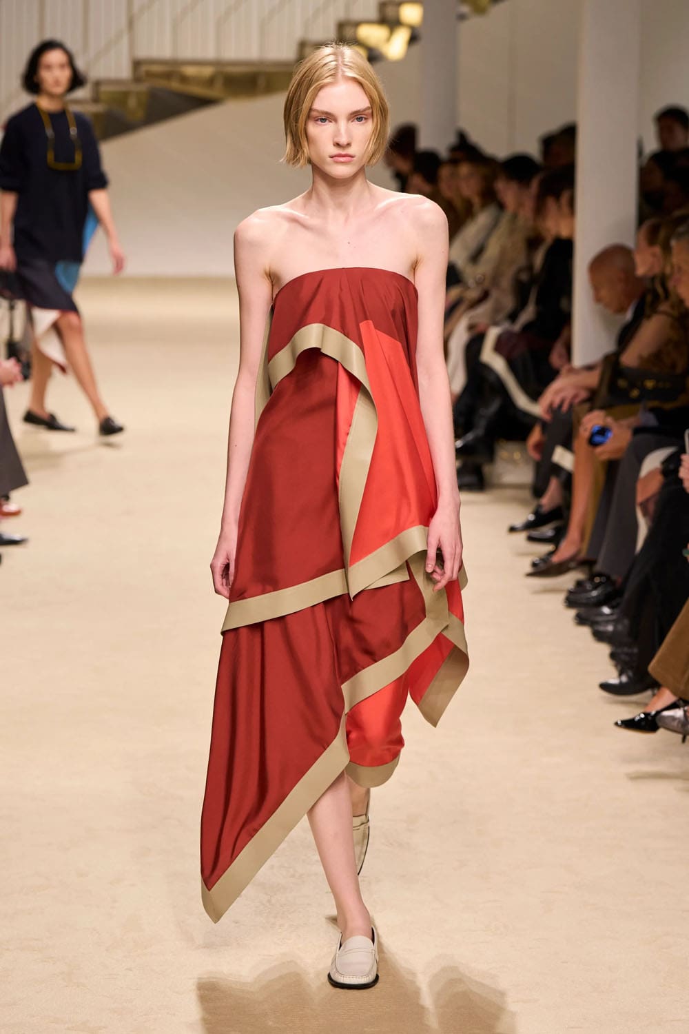 Tods Spring Summer 2027 Milan Runway Magazine (34)