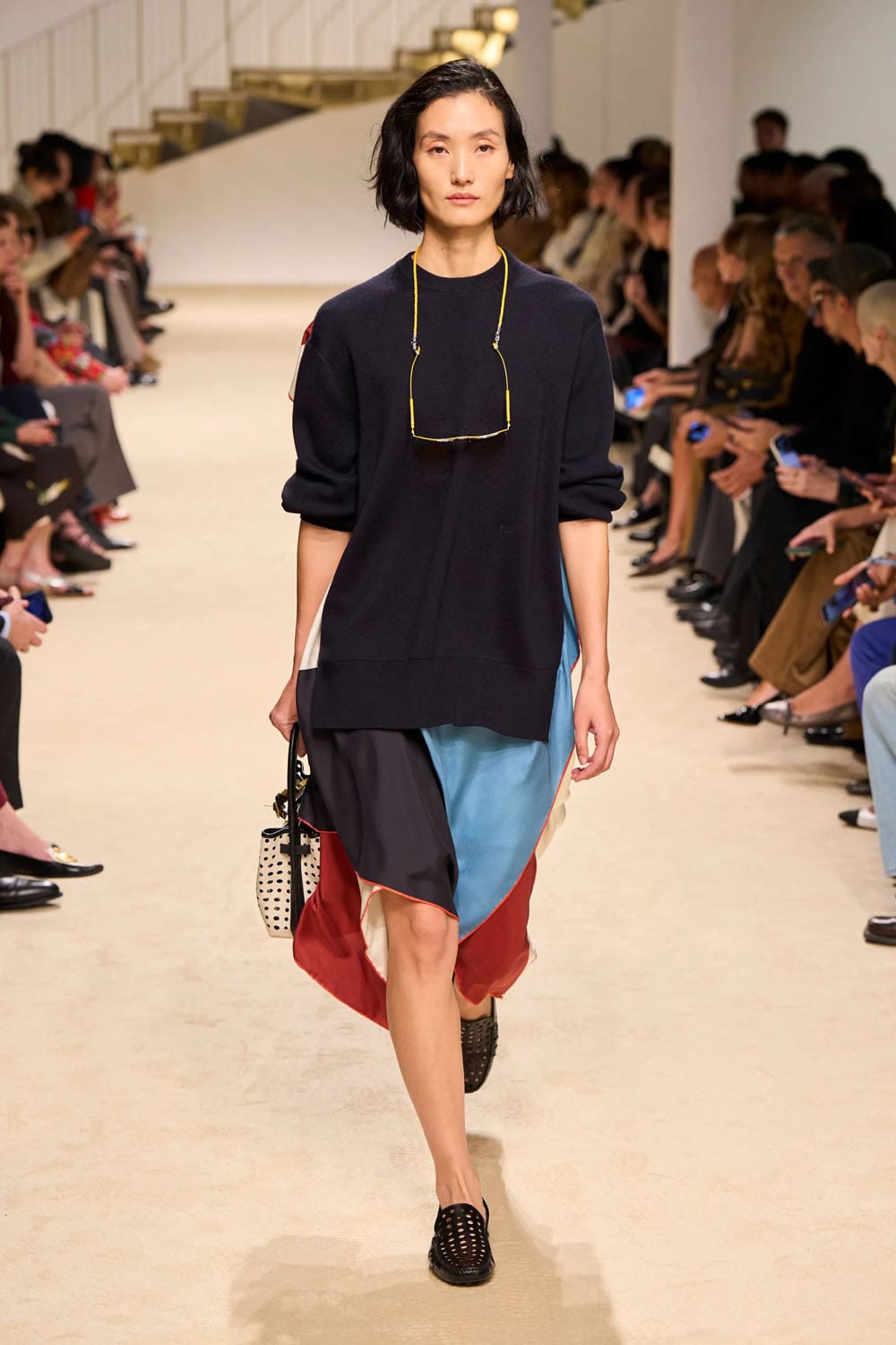 Tods Spring Summer 2027 Milan Runway Magazine (36)