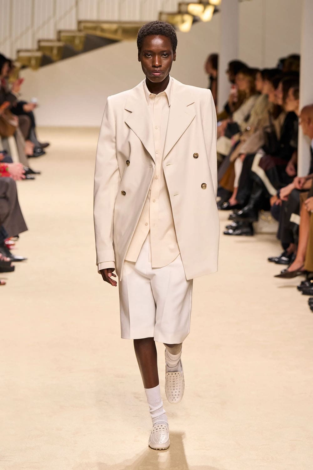 Tods Spring Summer 2027 Milan Runway Magazine (4)