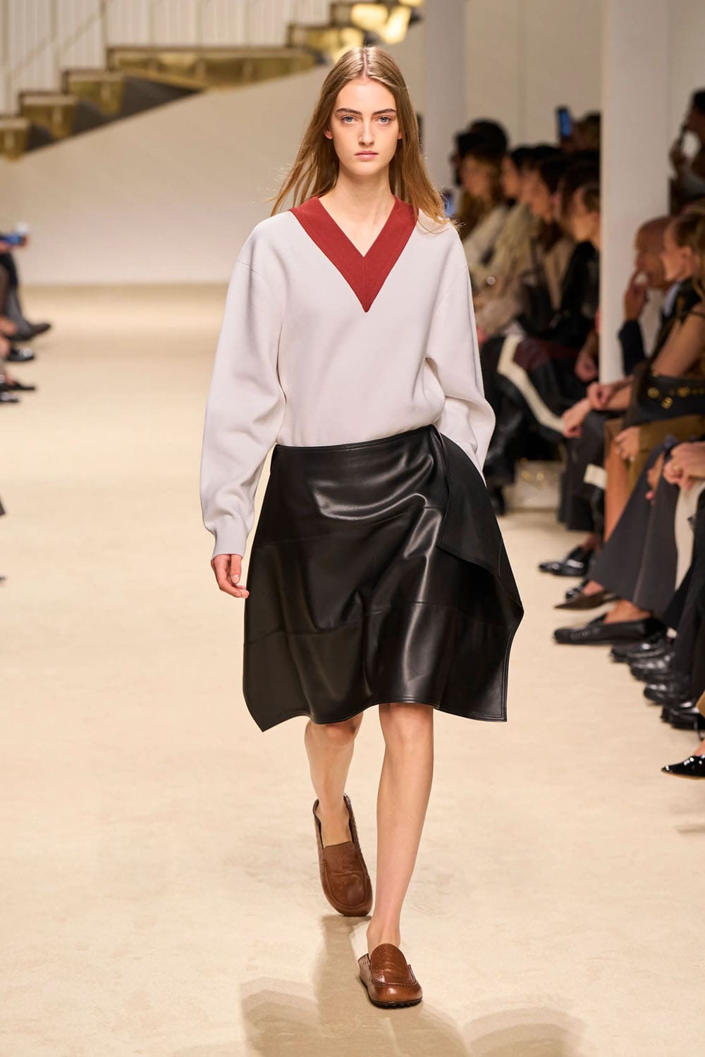 Tods Spring Summer 2027 Milan Runway Magazine (8)