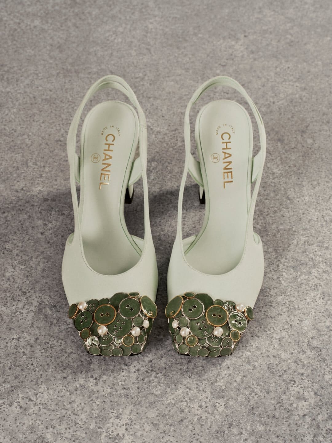 A Close Up Look At Chanel Spring 2027 Runway Magazine (16)