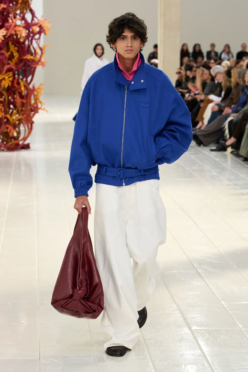 Balenciaga Primavera Verano 2027 por PP Runway Revista (13)