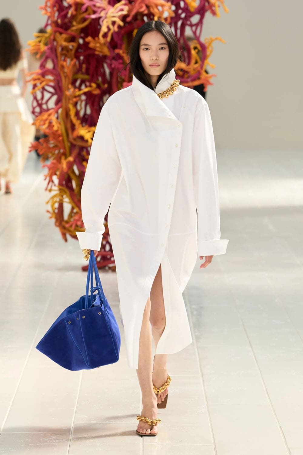 Balenciaga Primavera Verano 2027 por PP Runway Revista (14)