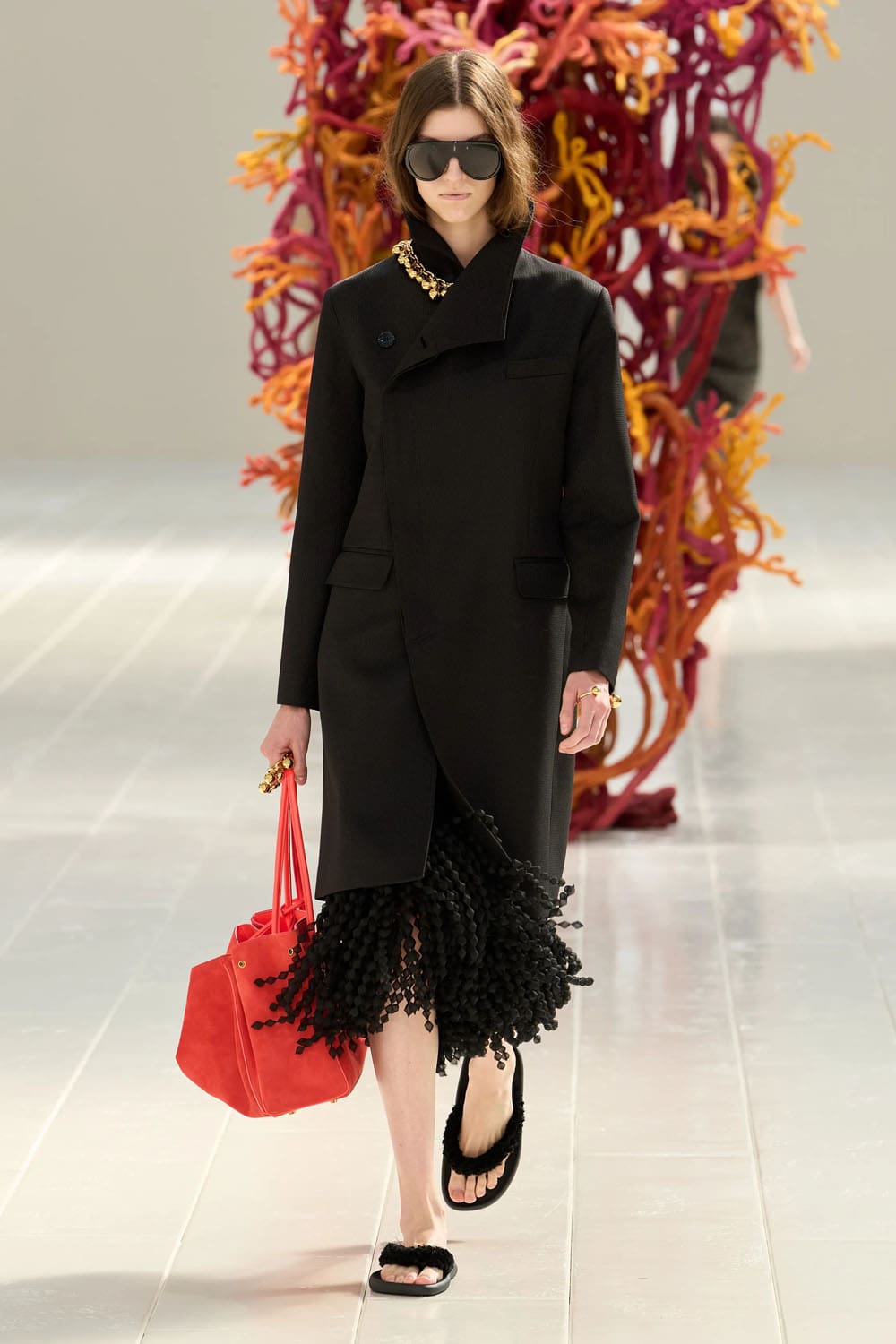 Balenciaga Primavera Verano 2027 por PP Runway Revista (19)