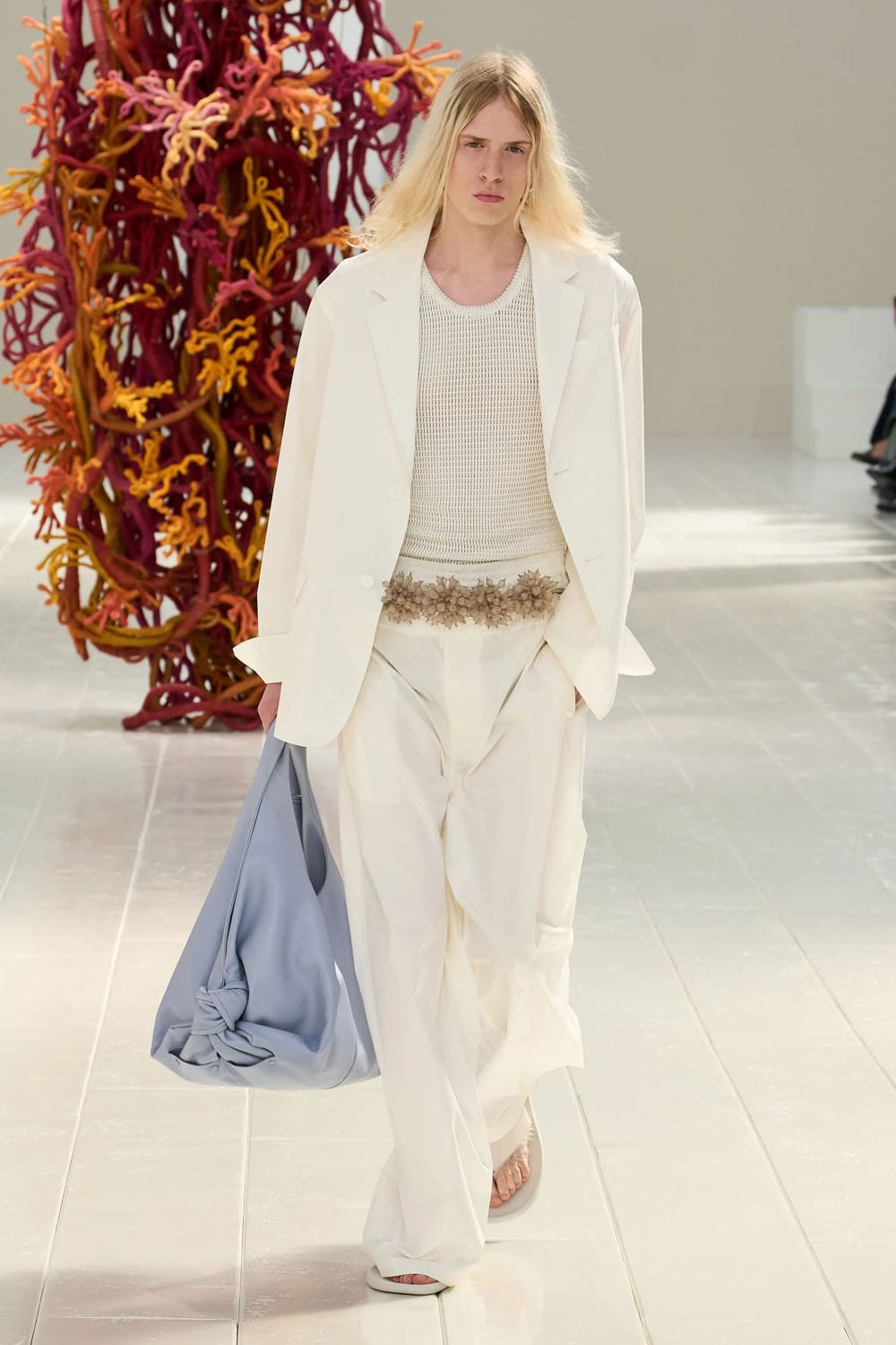 Balenciaga Primavera Verano 2027 por PP Runway Revista (4)