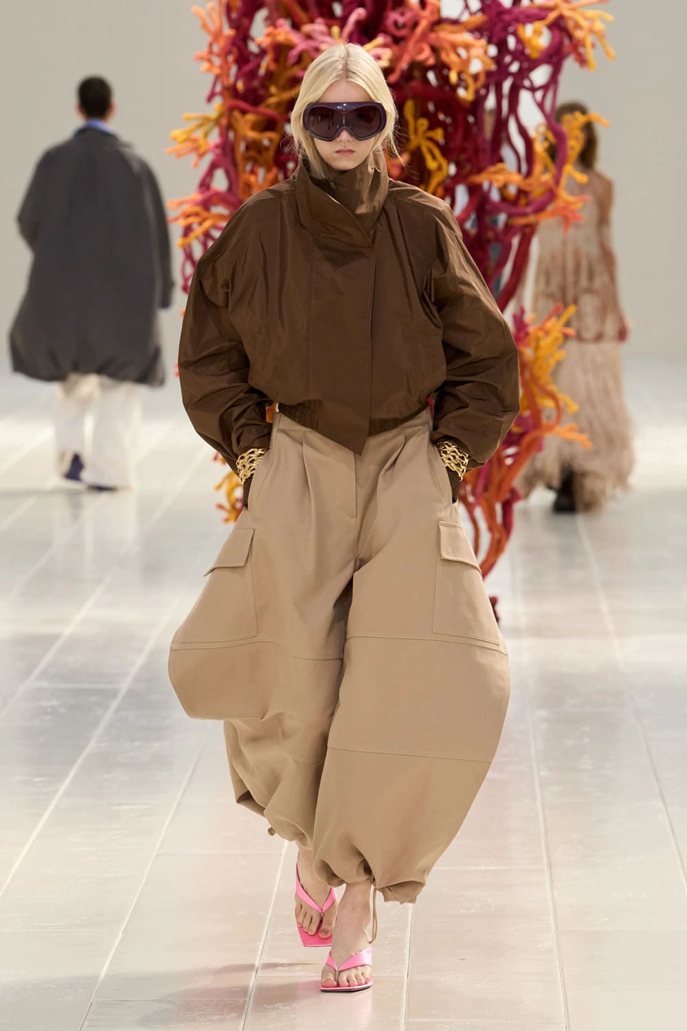 Balenciaga Primavera Verano 2027 por PP Runway Revista (44)