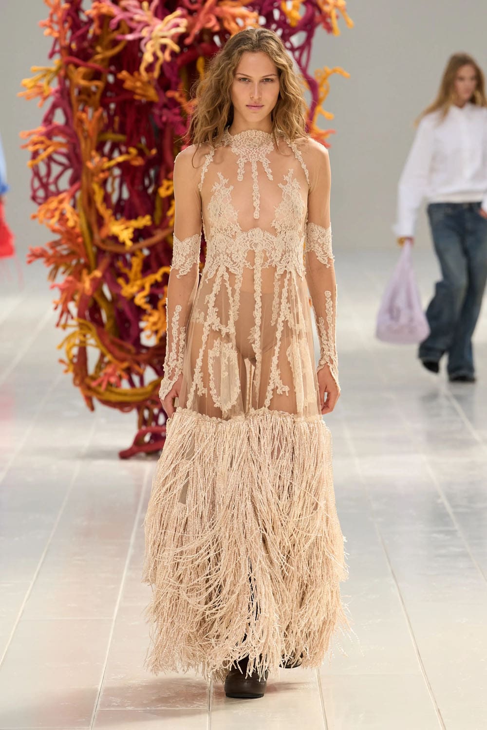 Balenciaga Primavera Verano 2027 por PP Runway Revista (45)