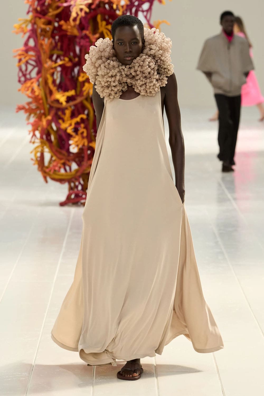 Balenciaga Primavera Verano 2027 por PP Runway Revista (50)
