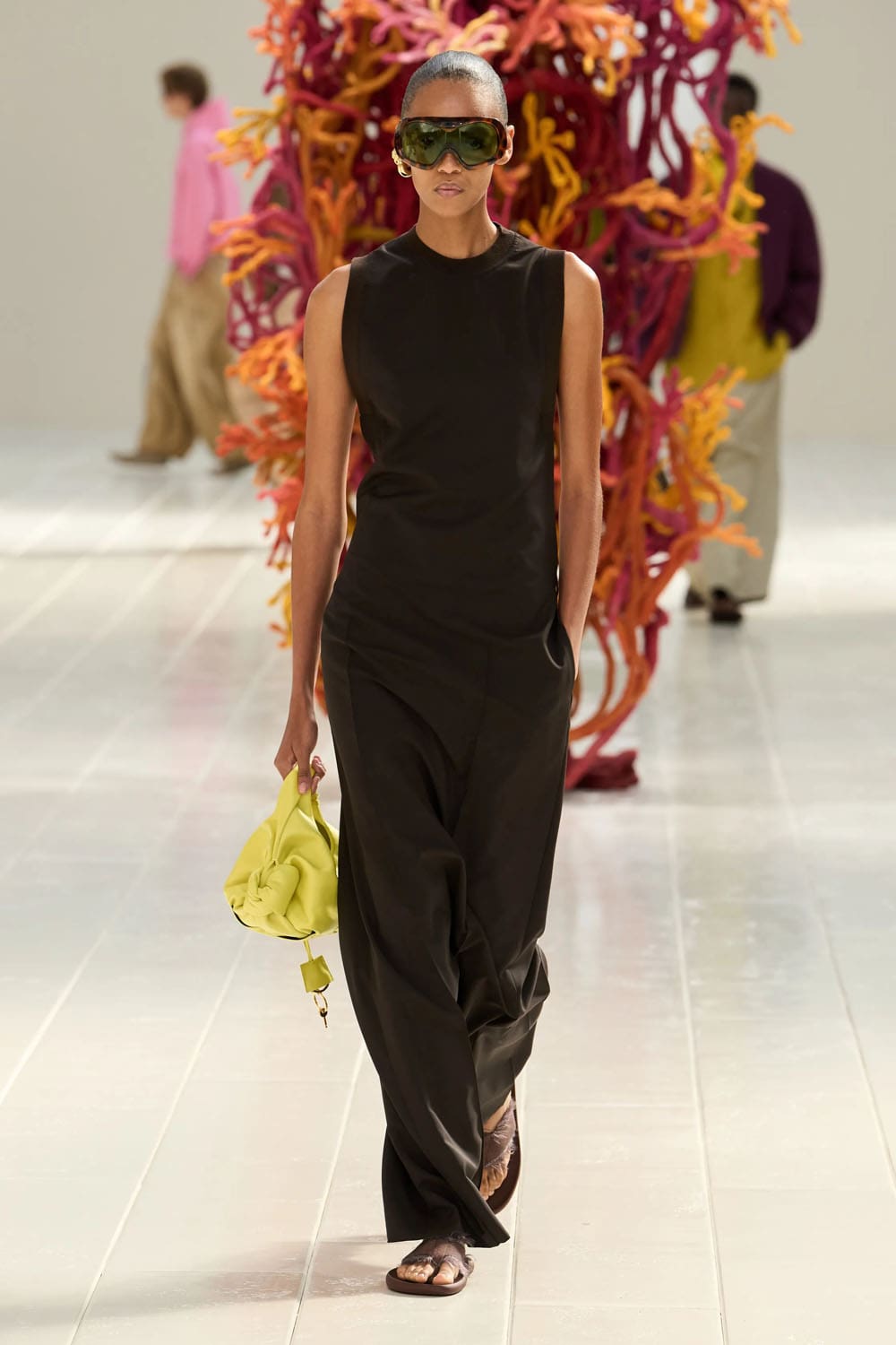 Balenciaga Primavera Verano 2027 por PP Runway Revista (52)