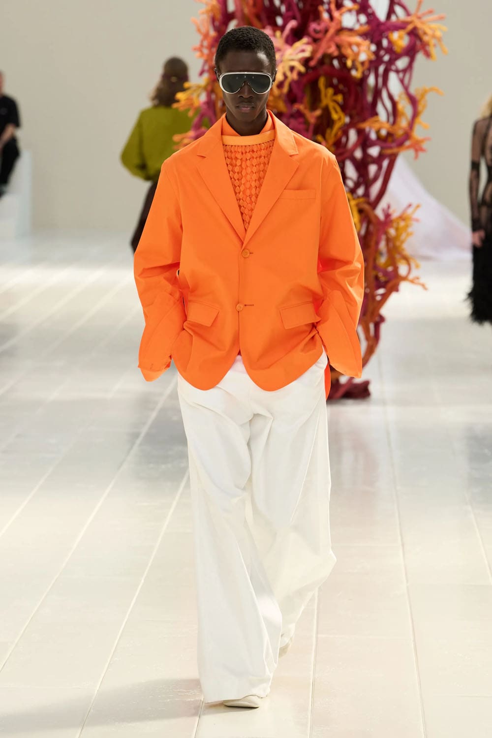Balenciaga Primavera Verano 2027 por PP Runway Revista (62)
