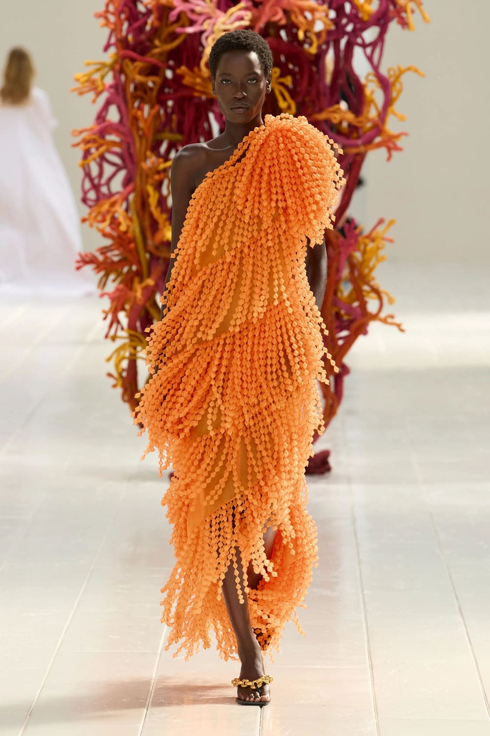 Balenciaga Primavera Verano 2027 por PP Runway Revista (68)