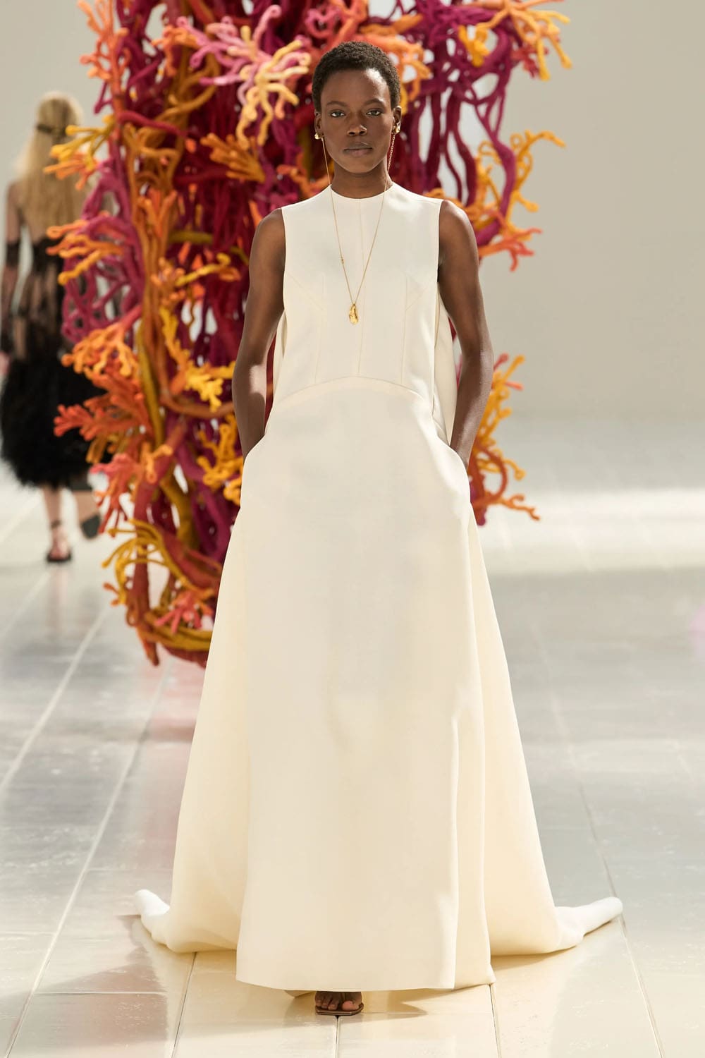 Balenciaga Primavera Verano 2027 por PP Runway Revista (71)