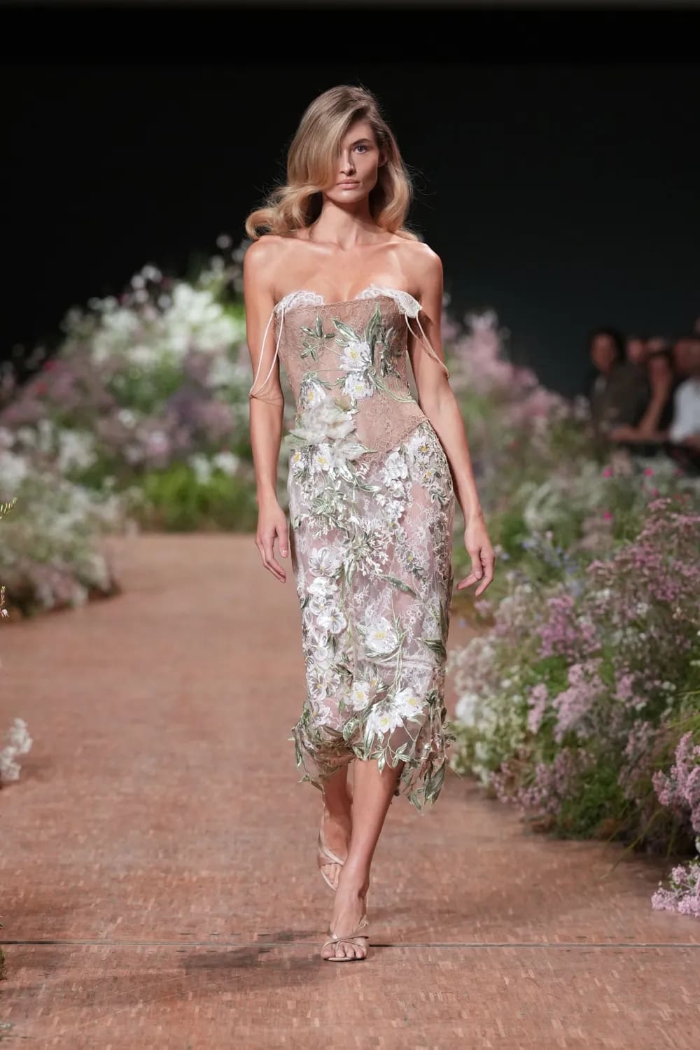 Elie Saab Spring Summer 2027 Ready to Wear Runway Magazine (1)