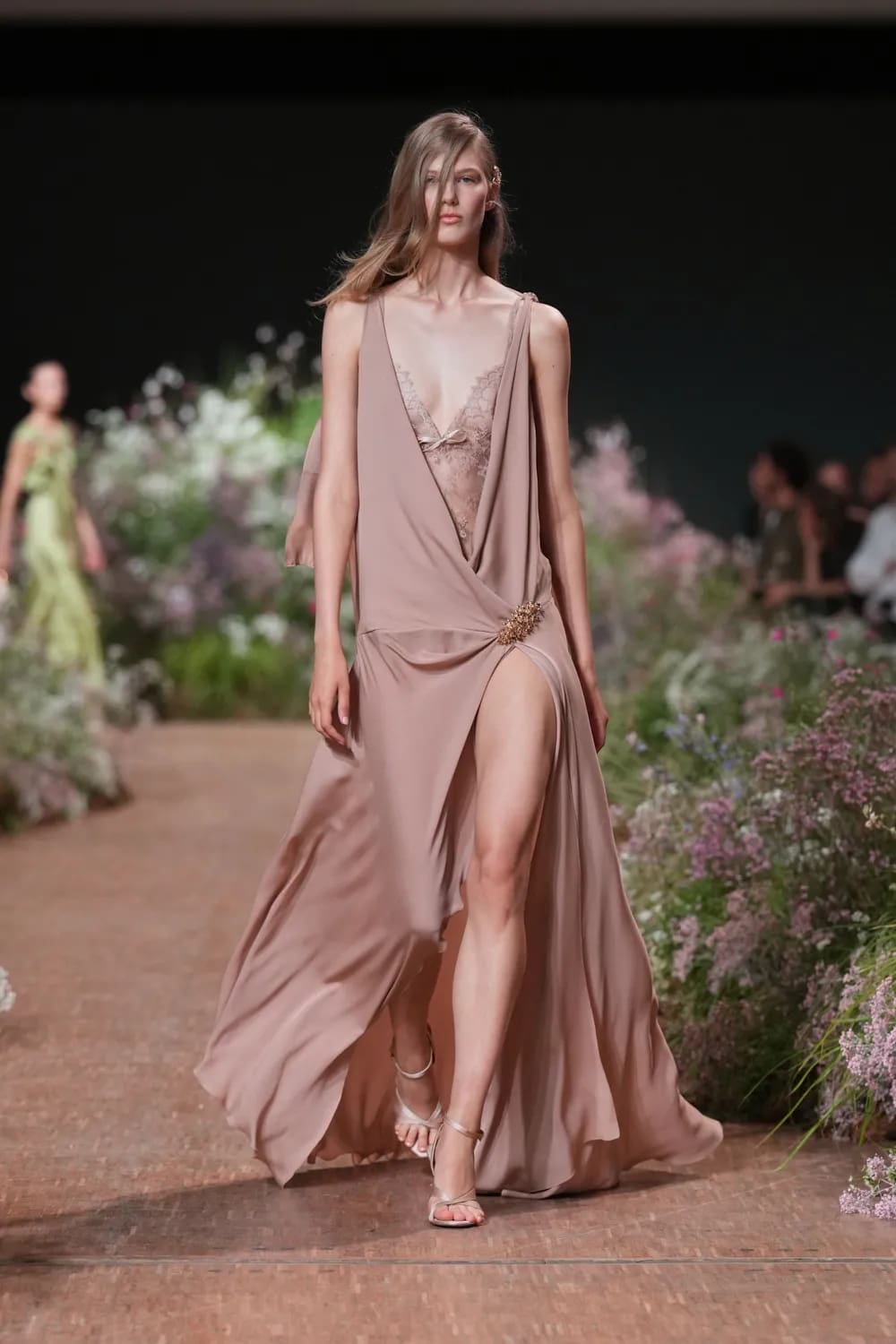 Elie Saab Spring Summer 2027 Ready to Wear Runway Magazine (19)
