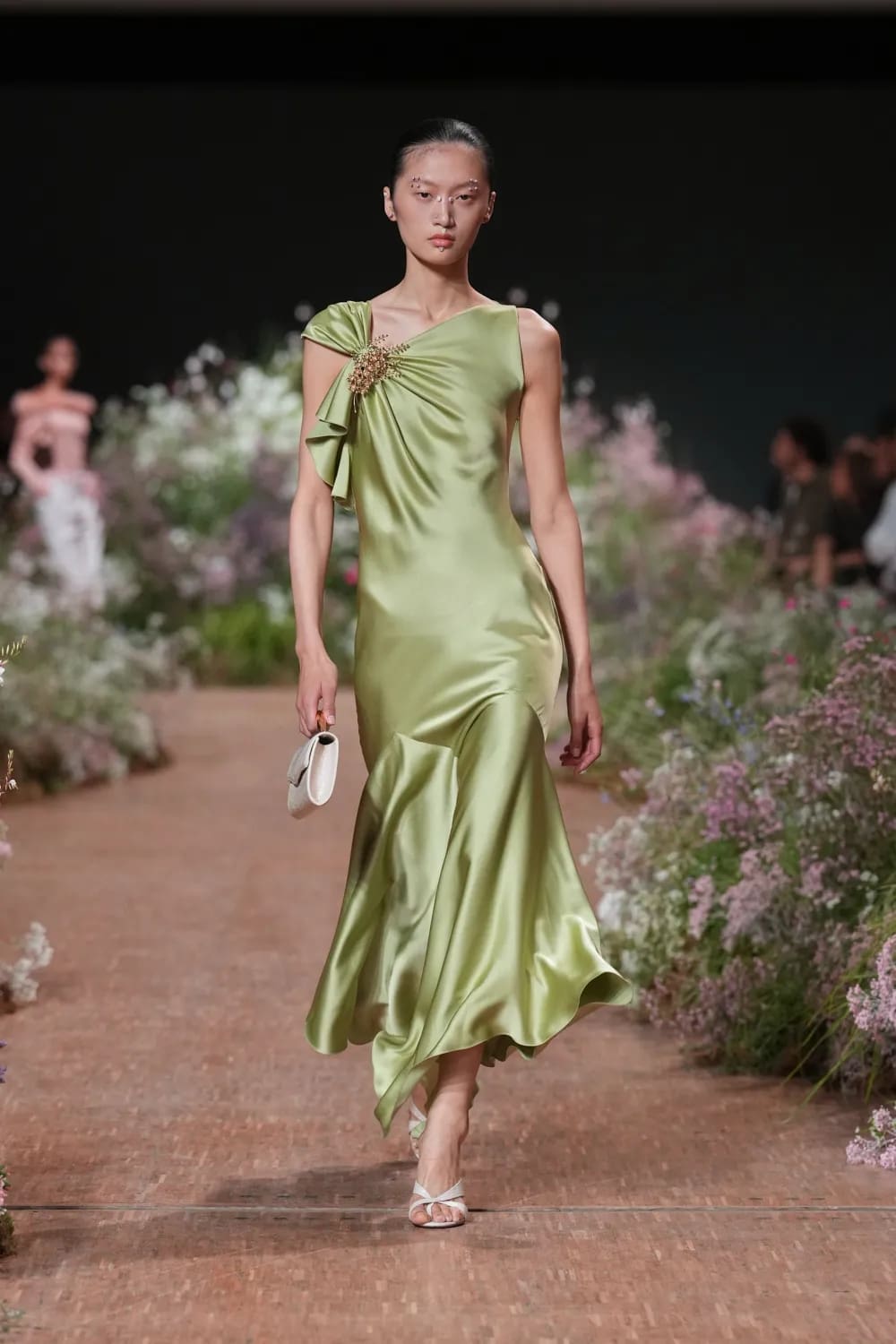 Elie Saab Spring Summer 2027 Ready to Wear Runway Magazine (20)