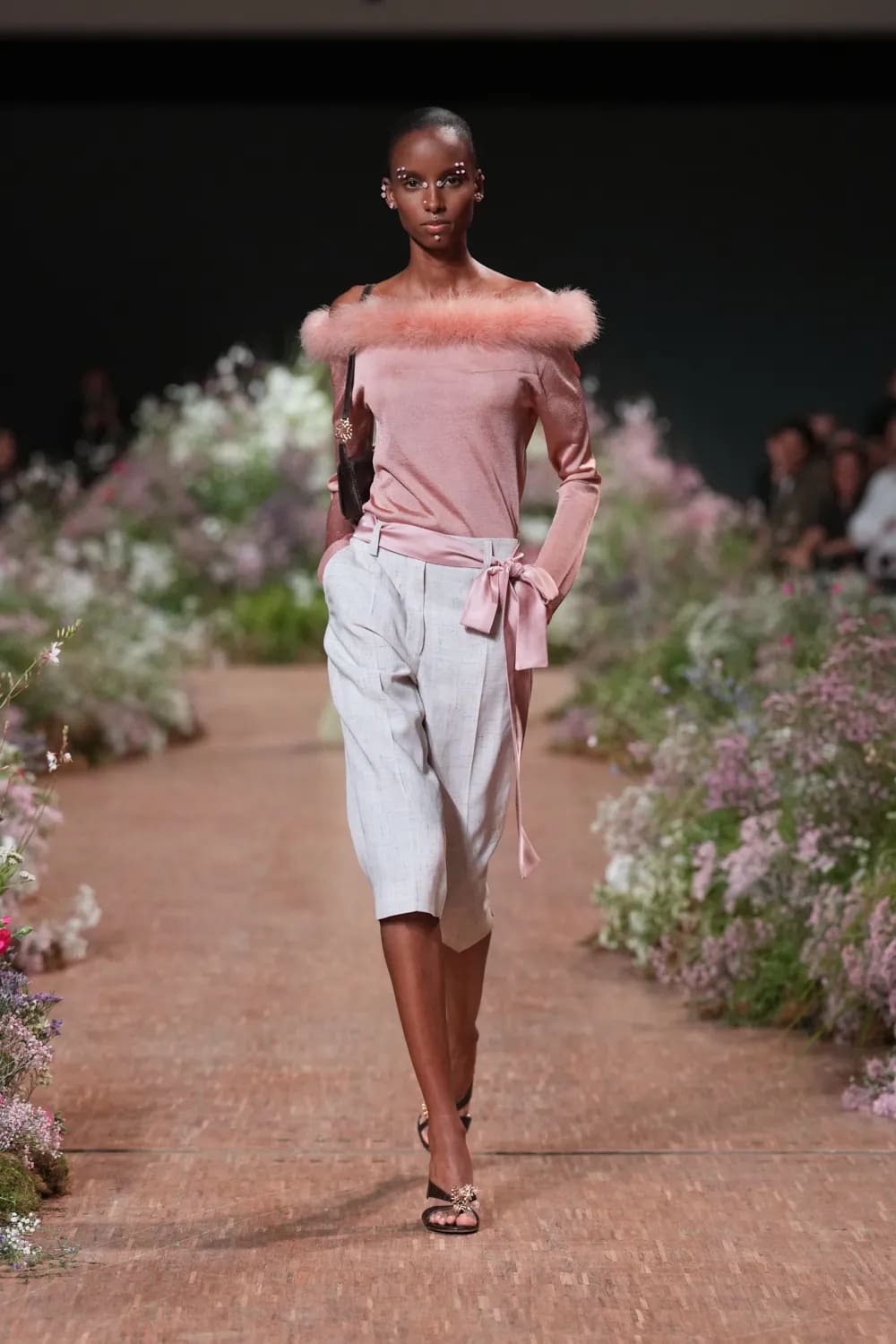 Elie Saab Spring Summer 2027 Ready to Wear Runway Magazine (21)