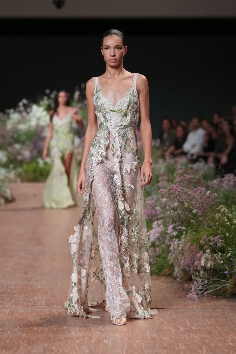 Elie Saab Spring Summer 2027 Ready to Wear Runway Magazine (23)