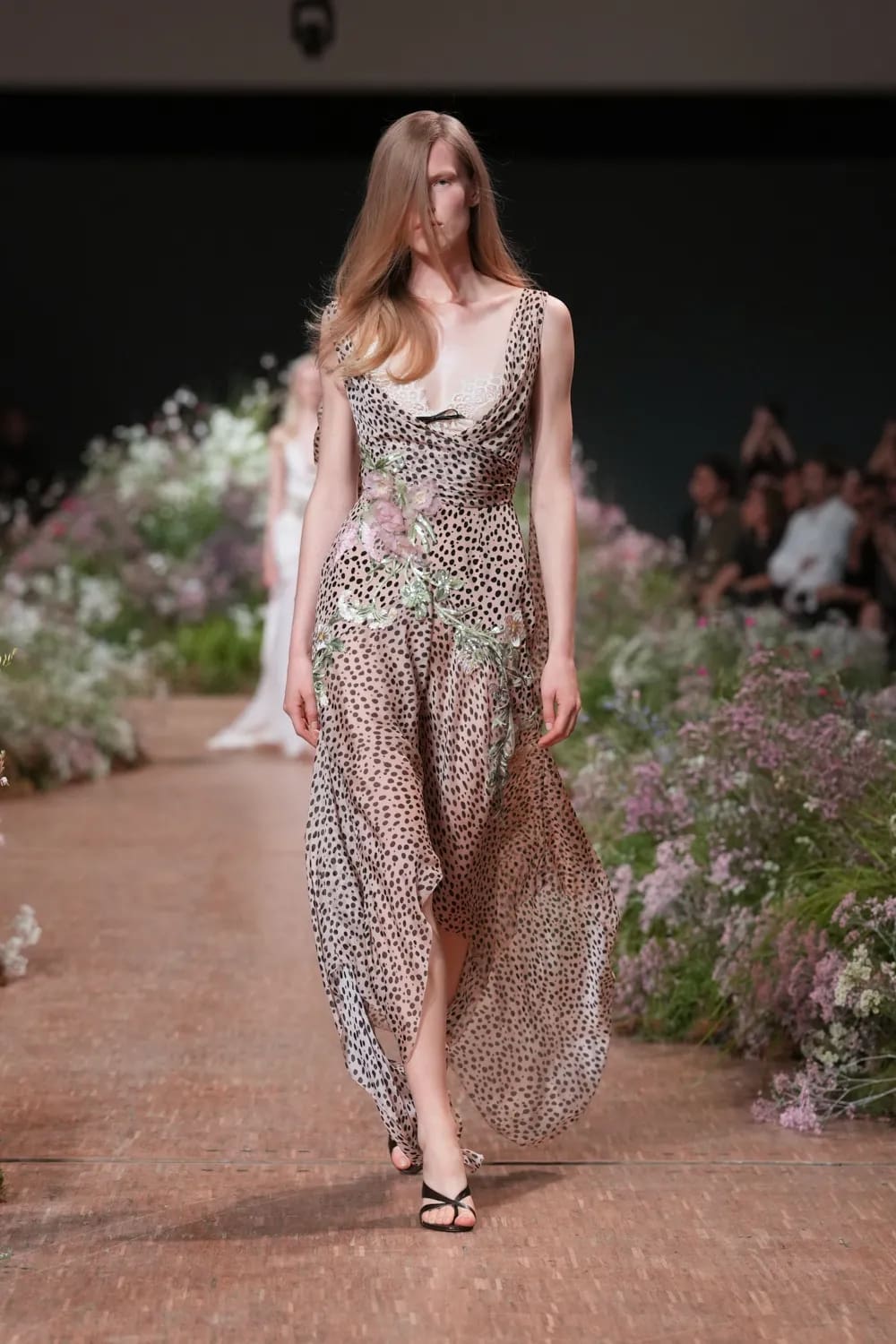 Elie Saab Spring Summer 2027 Ready to Wear Runway Magazine (25)
