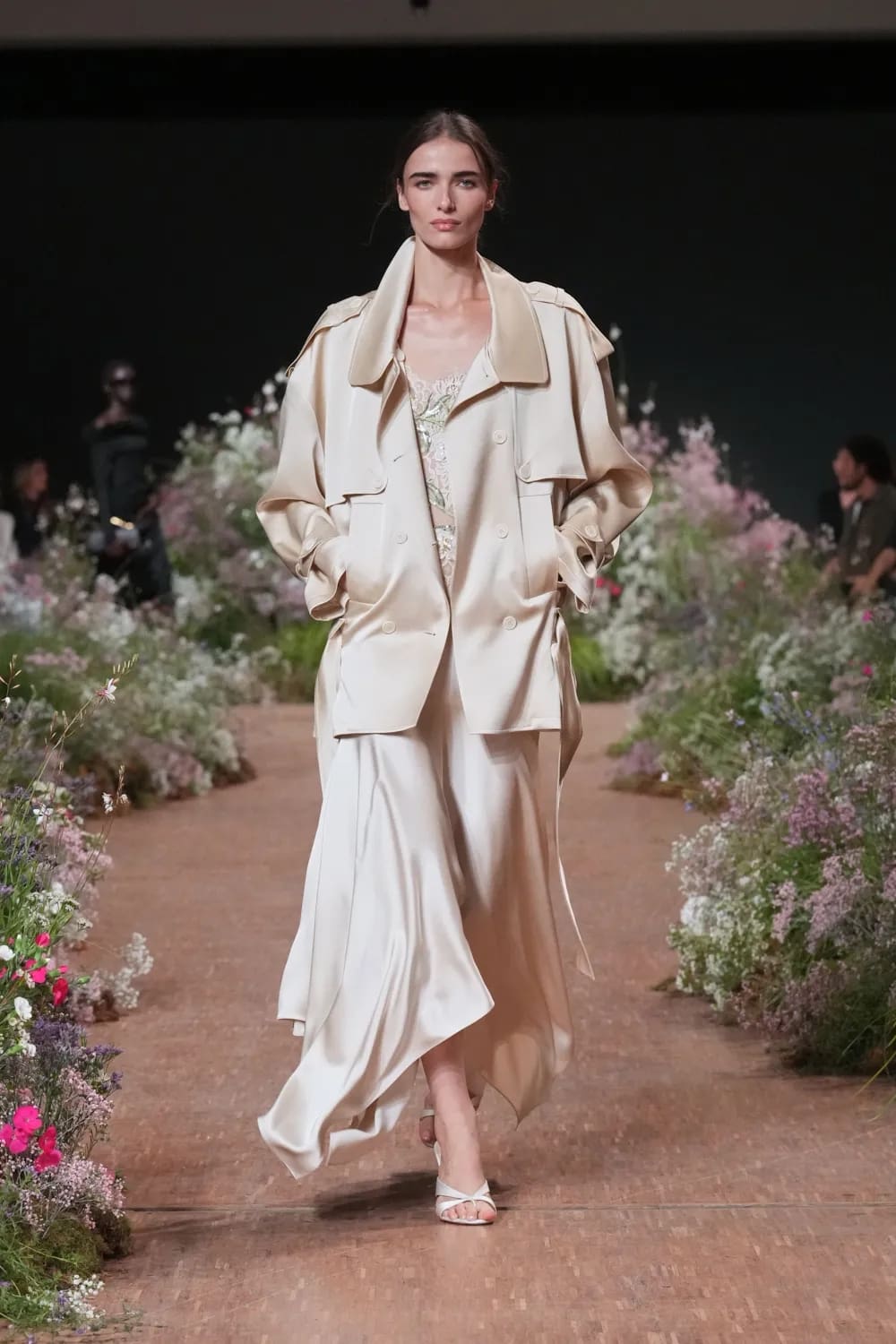 Elie Saab Spring Summer 2027 Ready to Wear Runway Magazine (31)