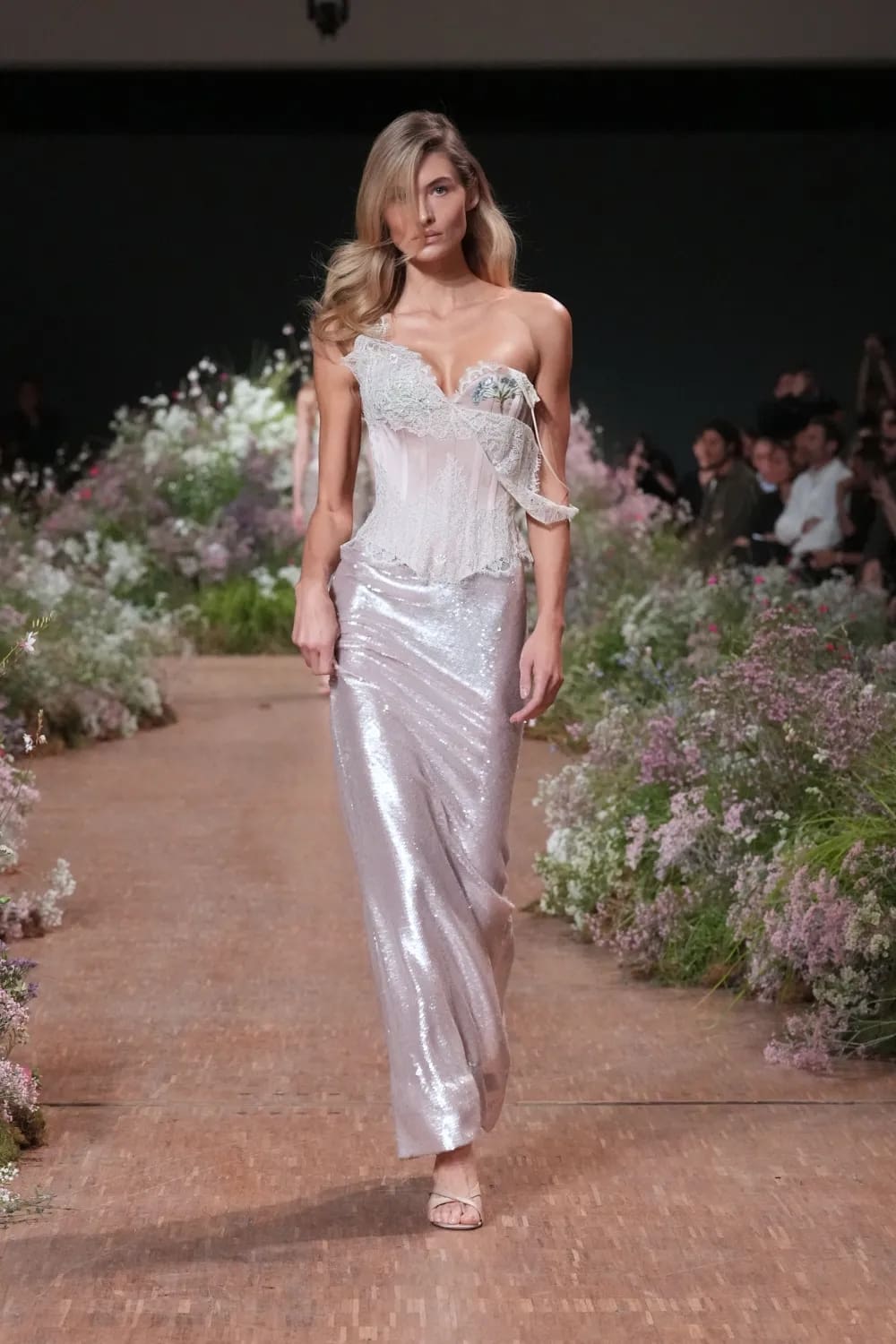 Elie Saab Spring Summer 2027 Ready to Wear Runway Magazine (40)