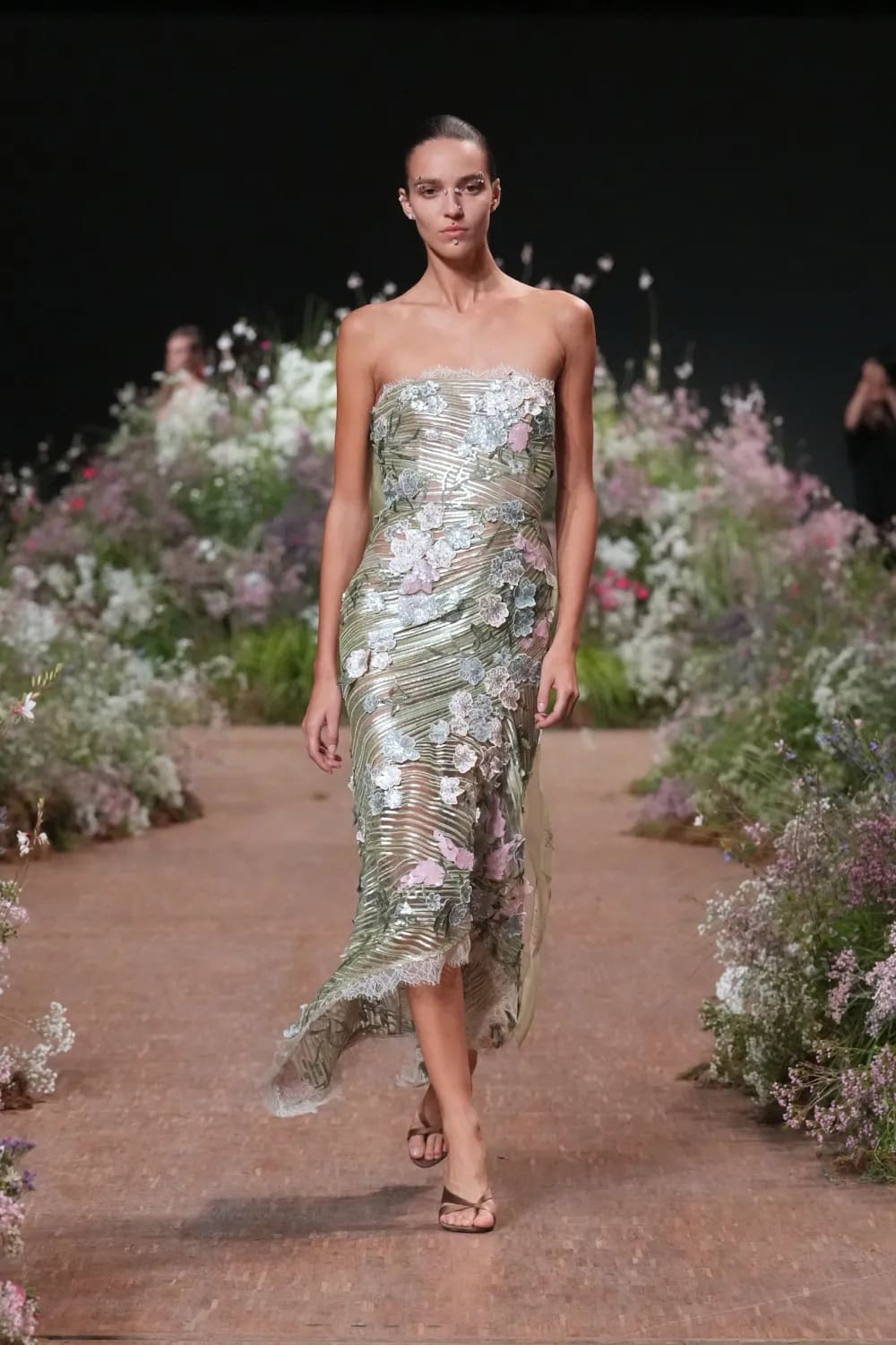 Elie Saab Spring Summer 2027 Ready to Wear Runway Magazine (44)