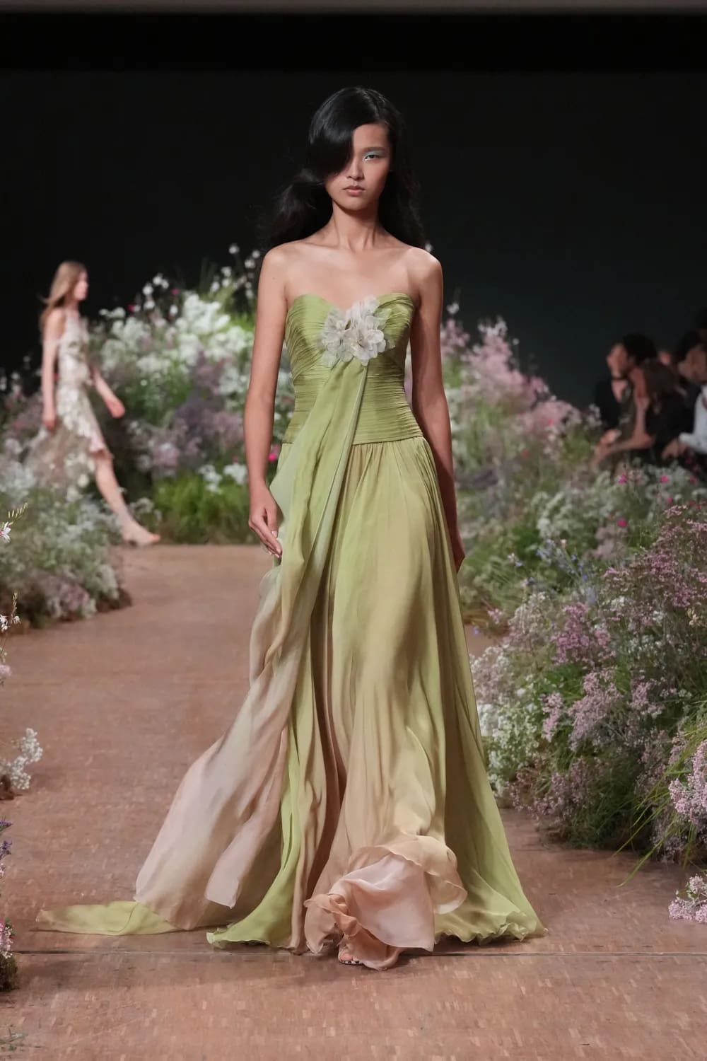 Elie Saab Spring Summer 2027 Ready to Wear Runway Magazine (59)