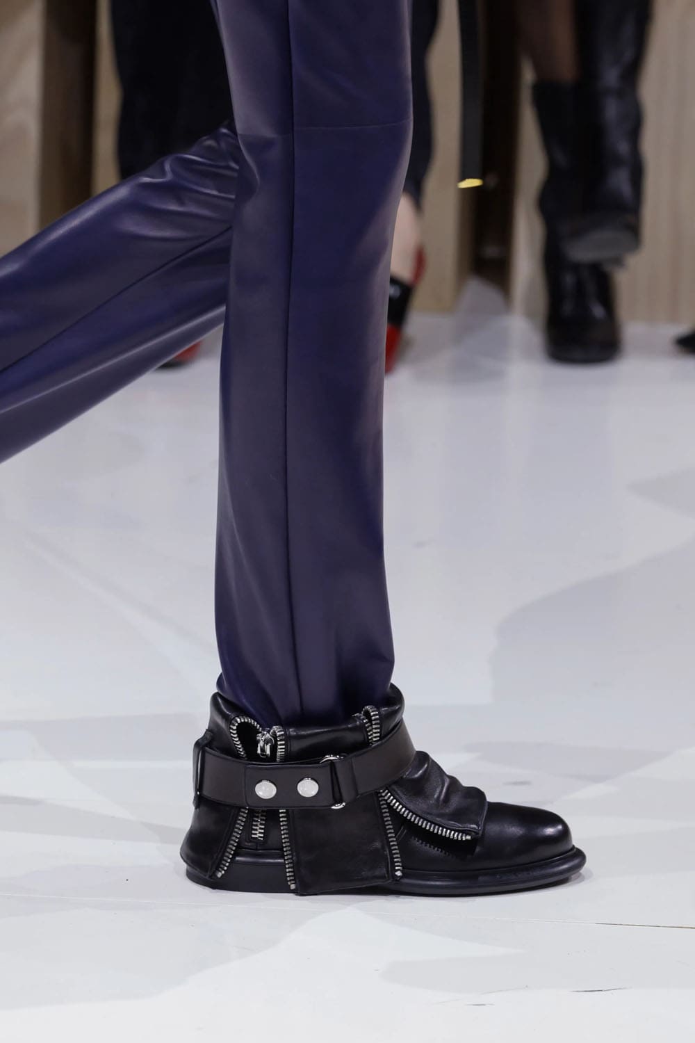 Givenchy Spring Summer 2027 Details Runway Magazine (26)