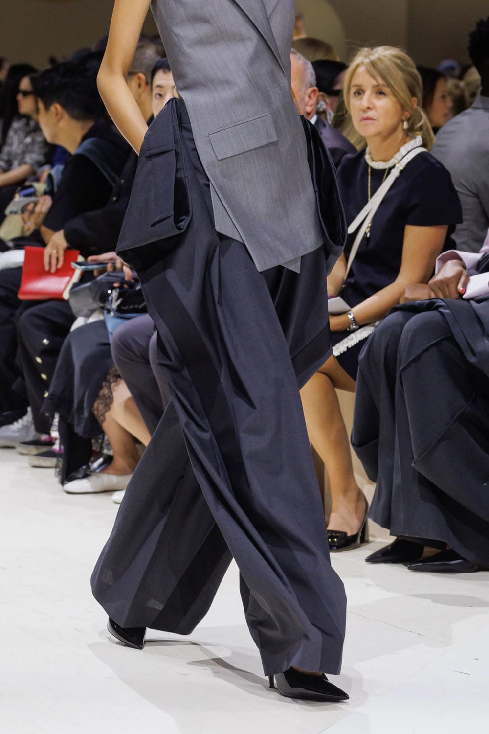 Givenchy Spring Summer 2027 Details Runway Magazine (45)