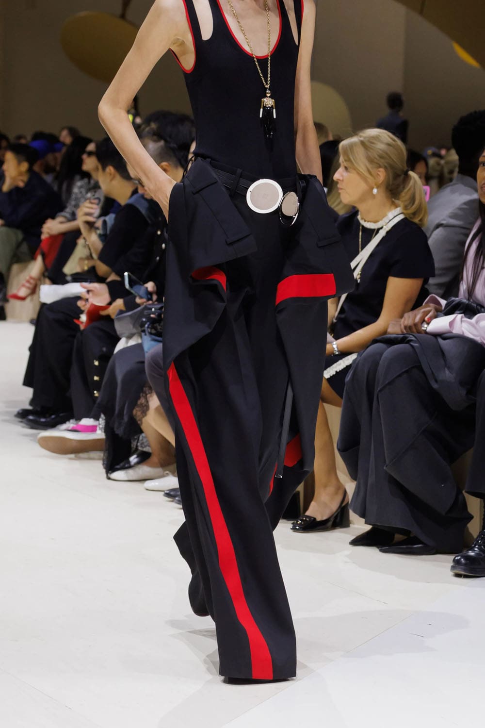 Givenchy Spring Summer 2027 Details Runway Magazine (50)