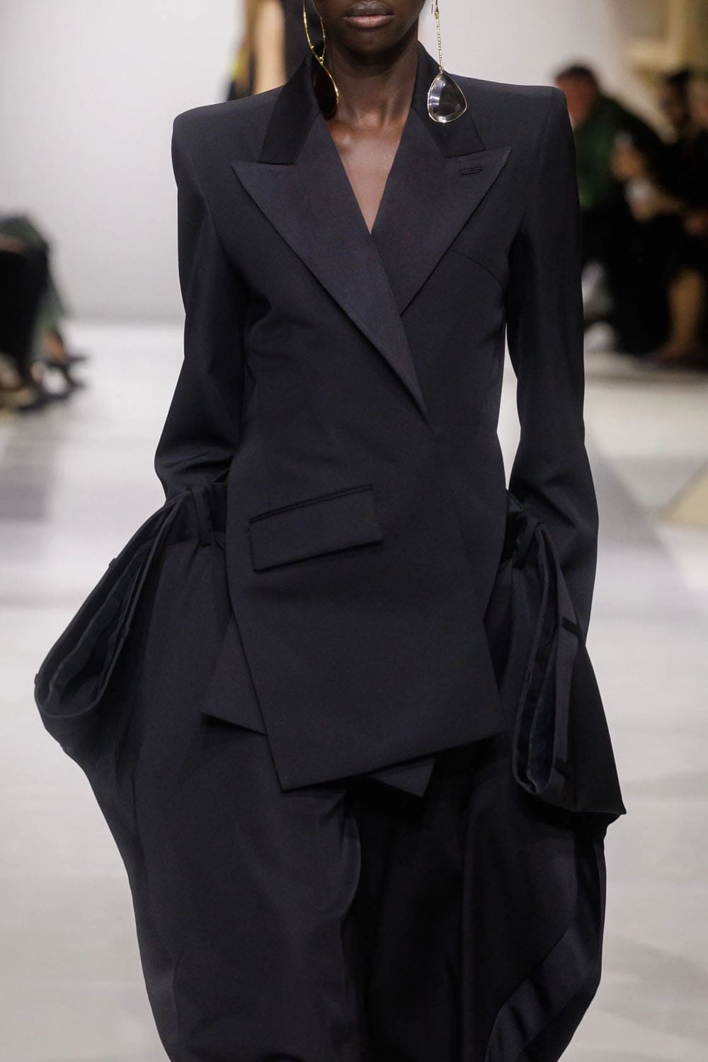 Givenchy Spring Summer 2027 Details Runway Magazine (51)