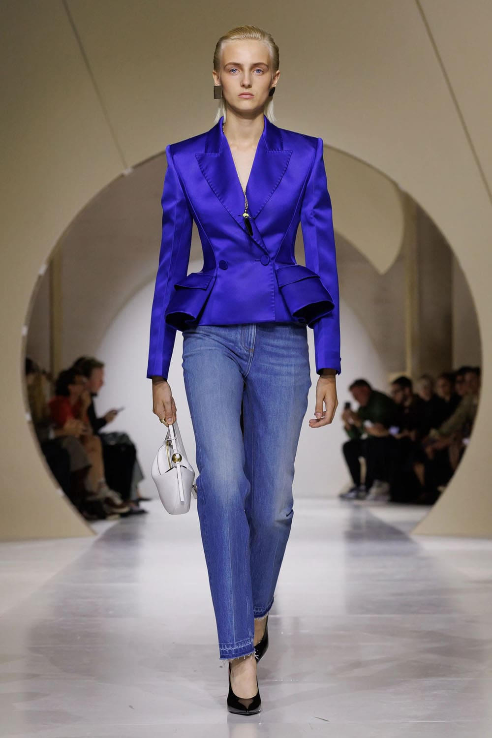 Givenchy Spring Summer 2027 Runway Magazine (11)