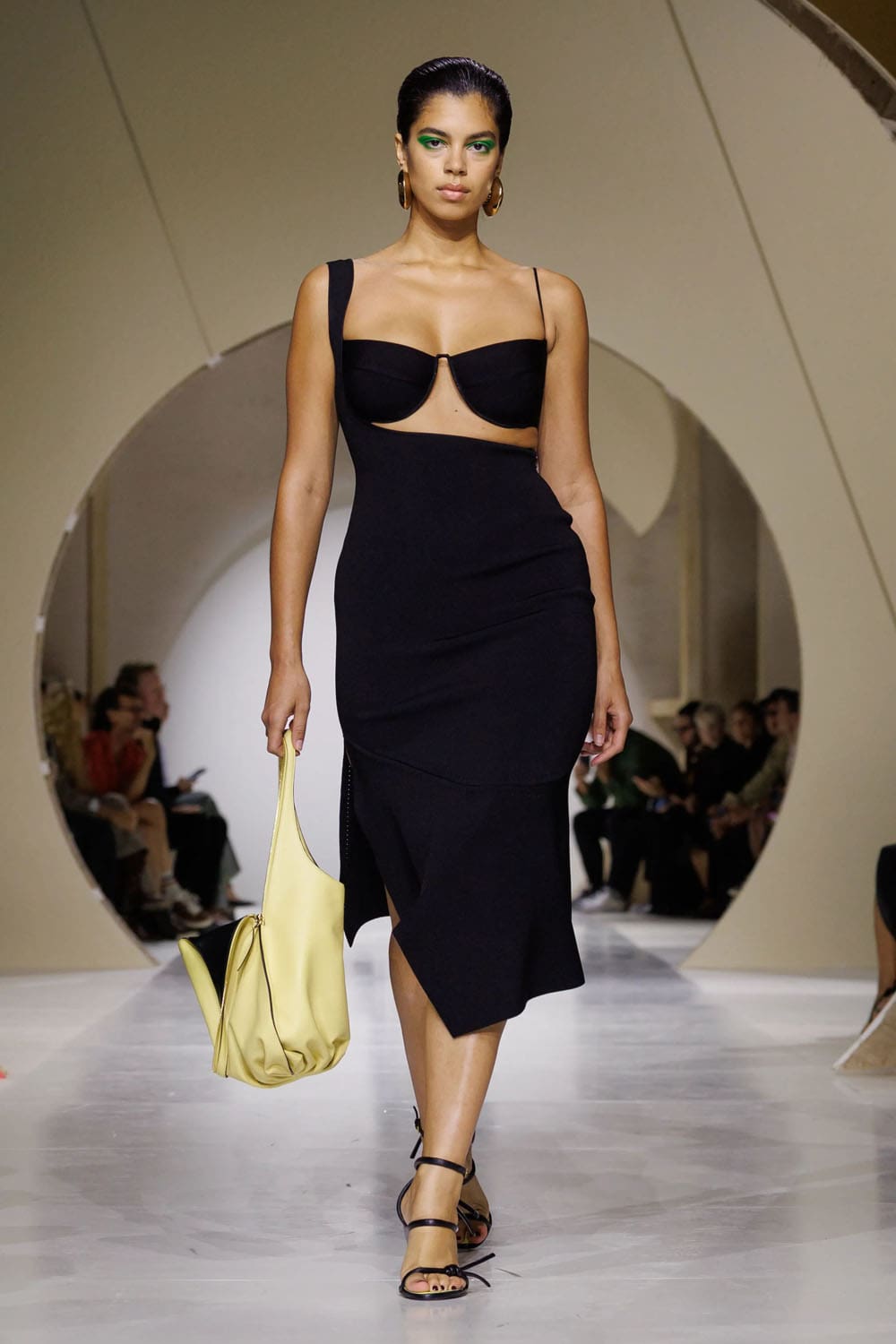 Givenchy Spring Summer 2027 Runway Magazine (15)