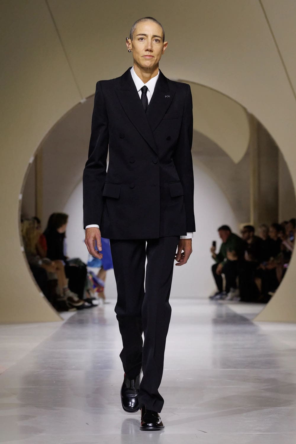 Givenchy Spring Summer 2027 Runway Magazine (20)