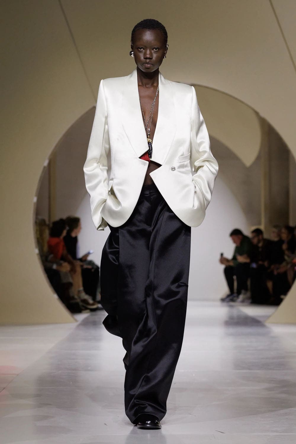 Givenchy Spring Summer 2027 Runway Magazine (23)