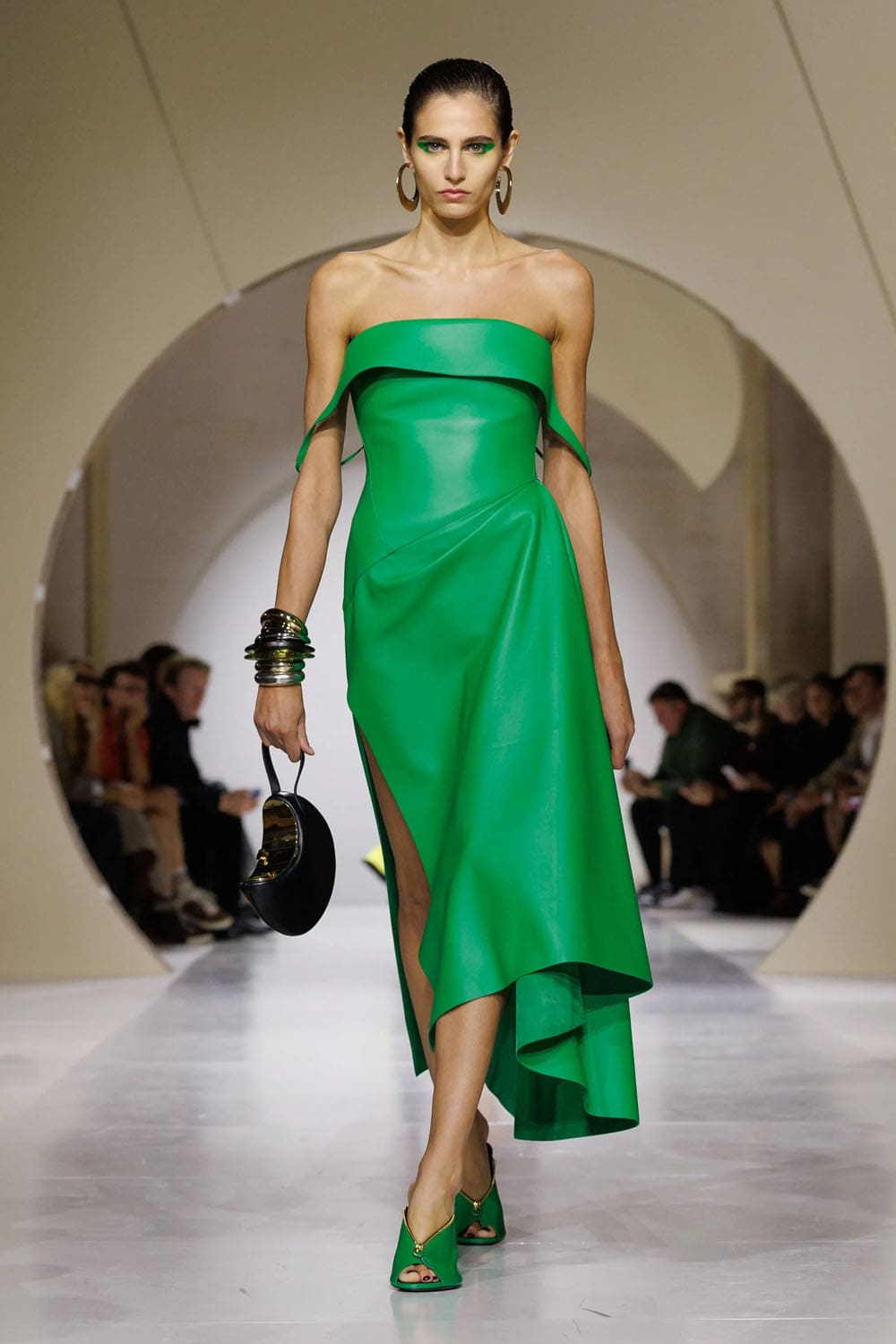 Givenchy Spring Summer 2027 Runway Magazine (28)