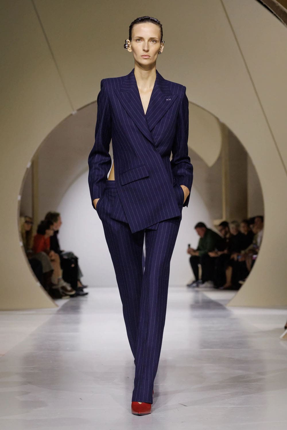 Givenchy Spring Summer 2027 Runway Magazine (37)