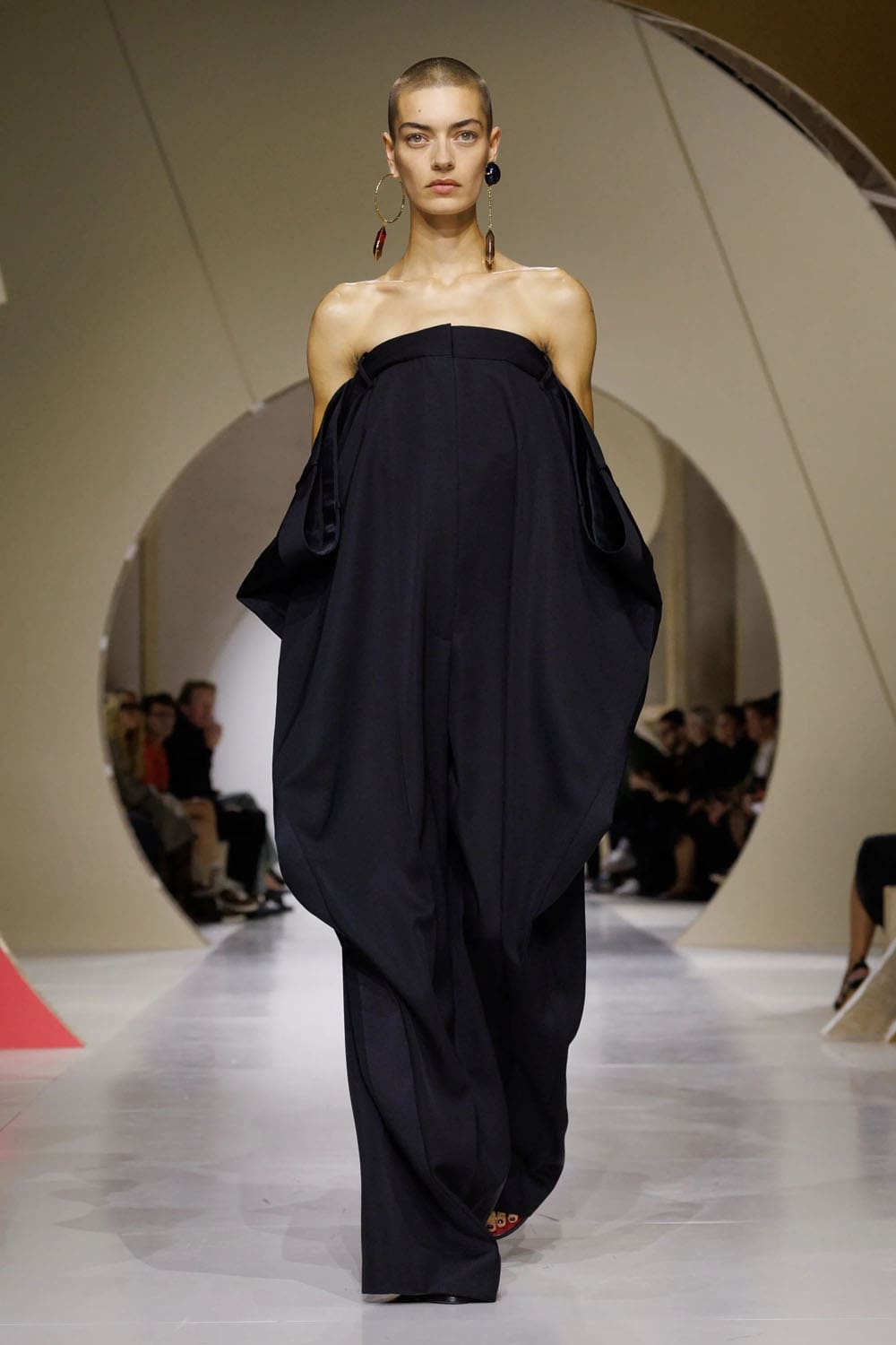 Givenchy Spring Summer 2027 Runway Magazine (48)