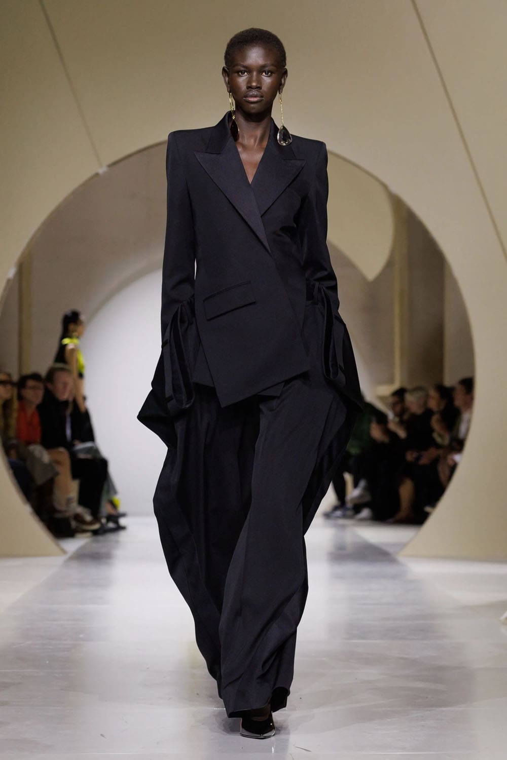 Givenchy Spring Summer 2027 Runway Magazine (51)