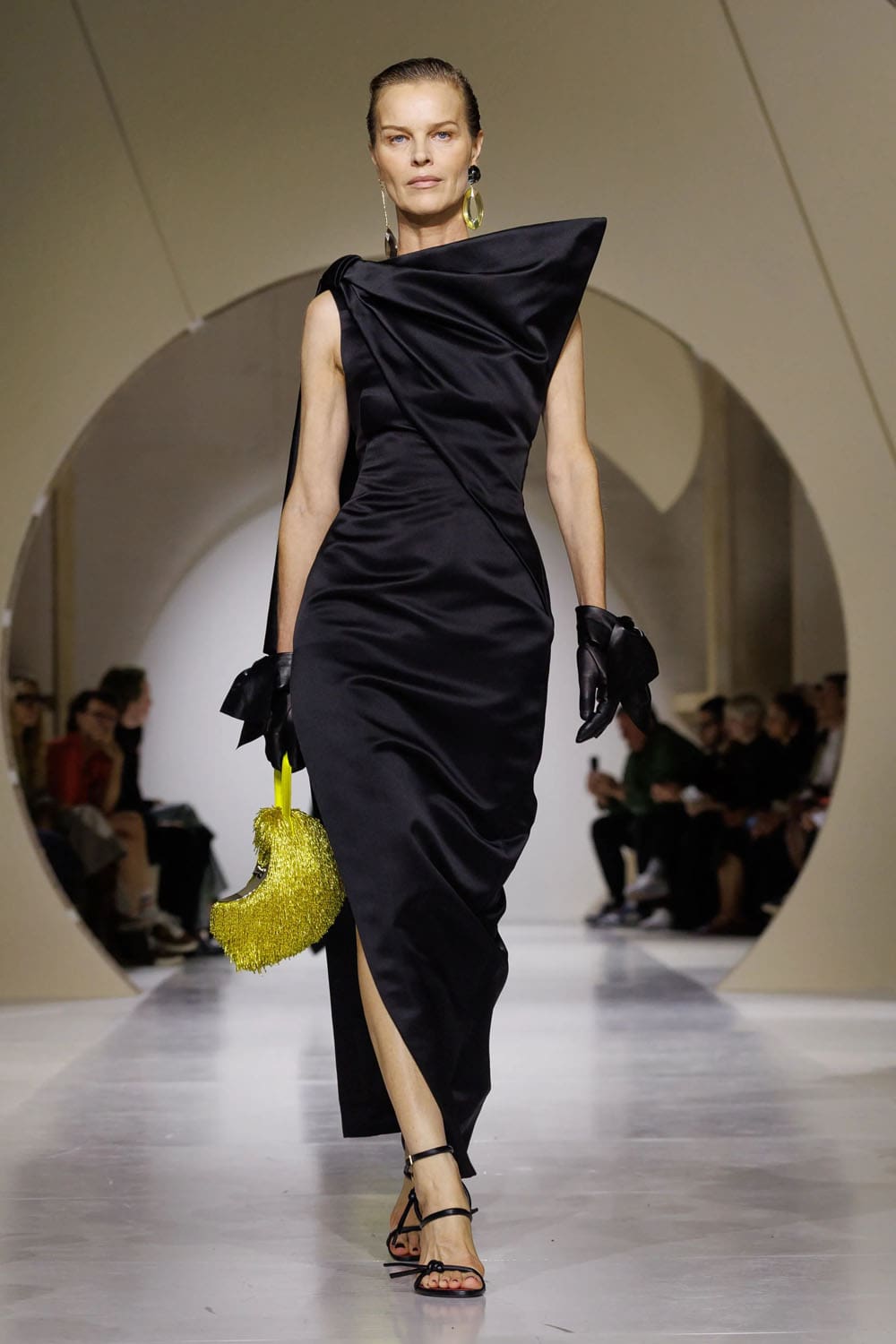 Givenchy Spring Summer 2027 Runway Magazine (52)