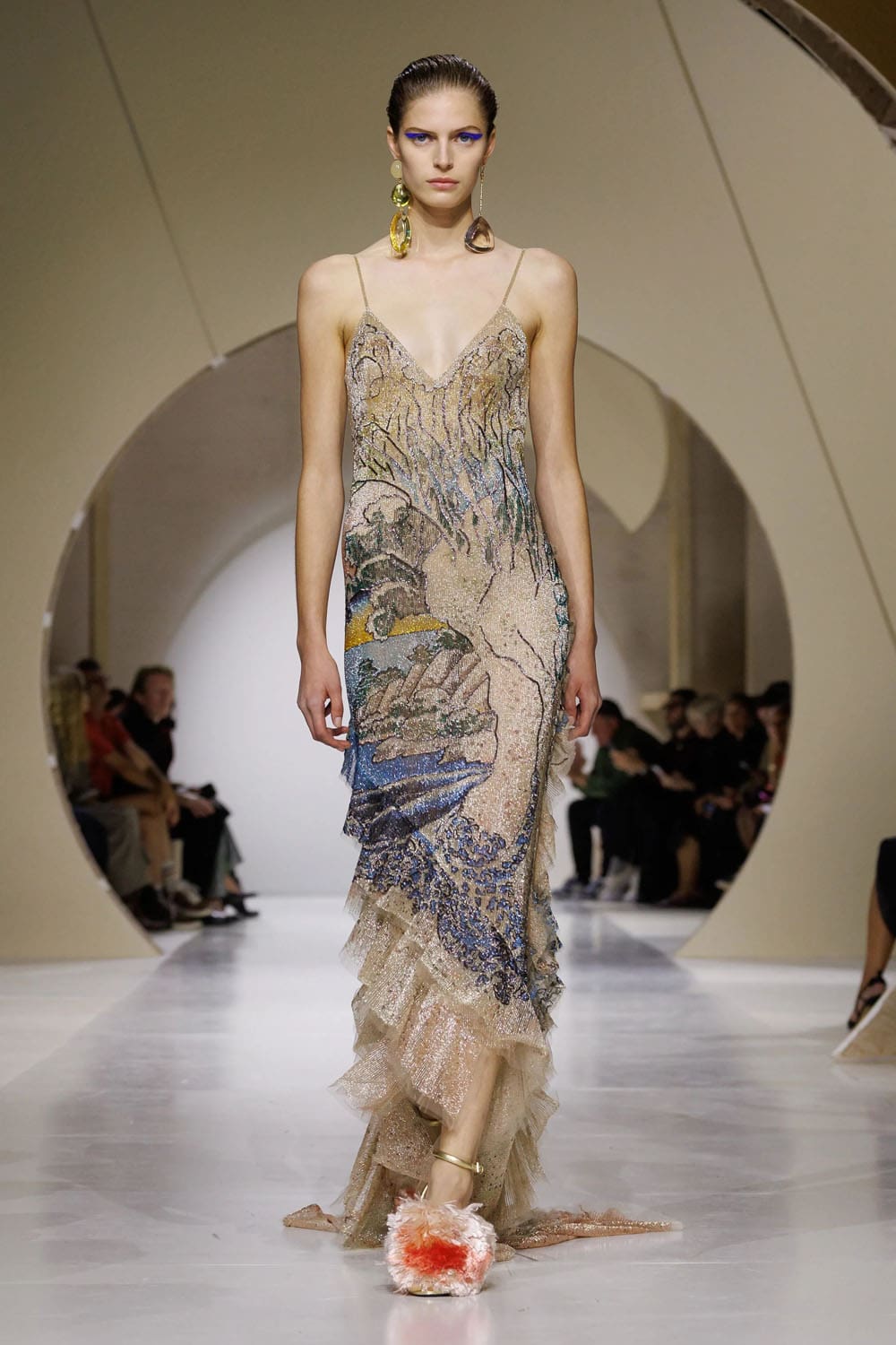 Givenchy Spring Summer 2027 Runway Magazine (56)