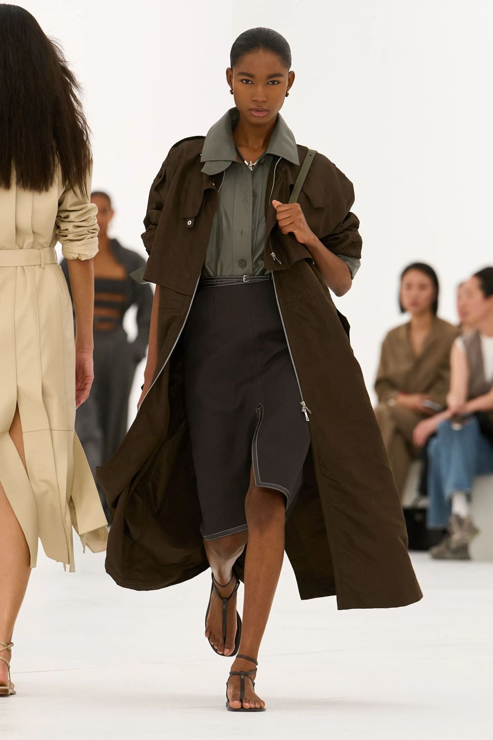 Hermes Spring Summer 2027 Runway Magazine (24)