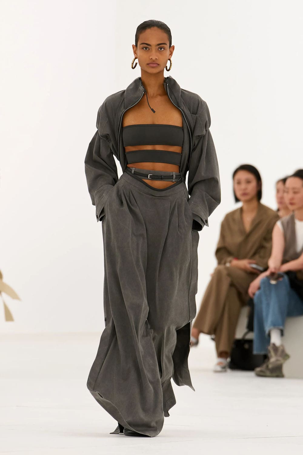 Hermes Spring Summer 2027 Runway Magazine (25)