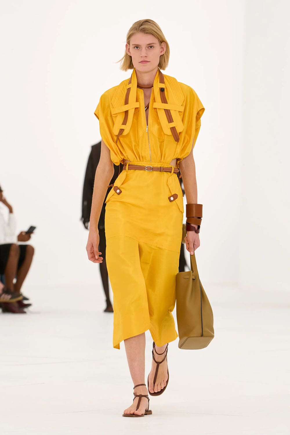 Hermes Spring Summer 2027 Runway Magazine (39)