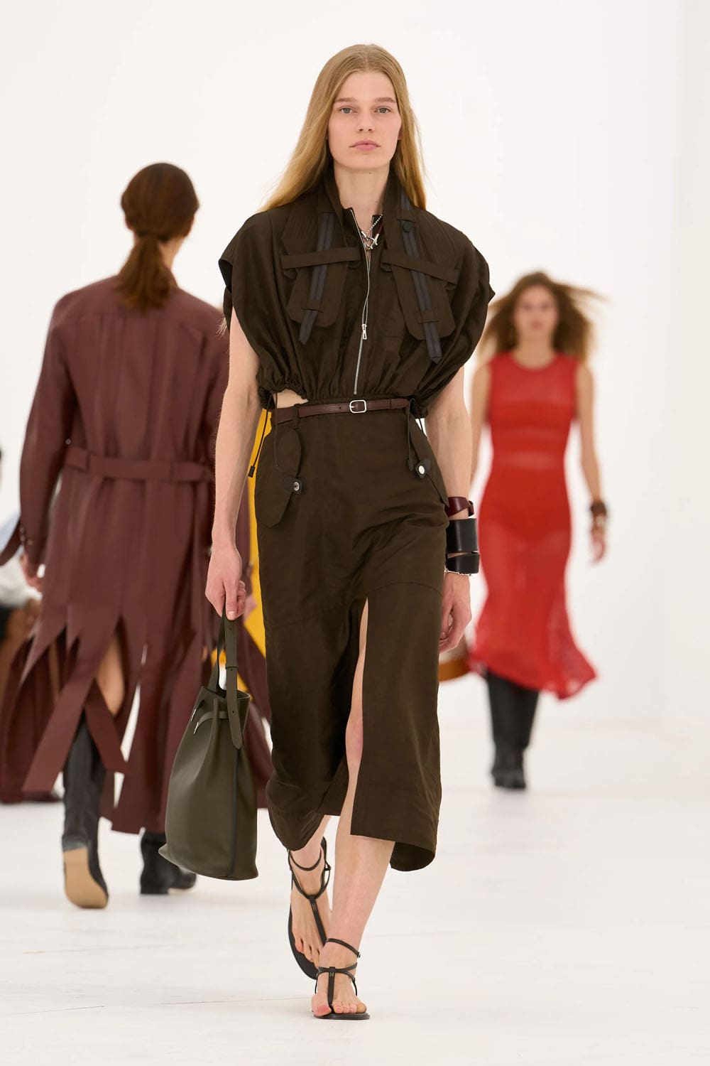 Hermes Spring Summer 2027 Runway Magazine (49)
