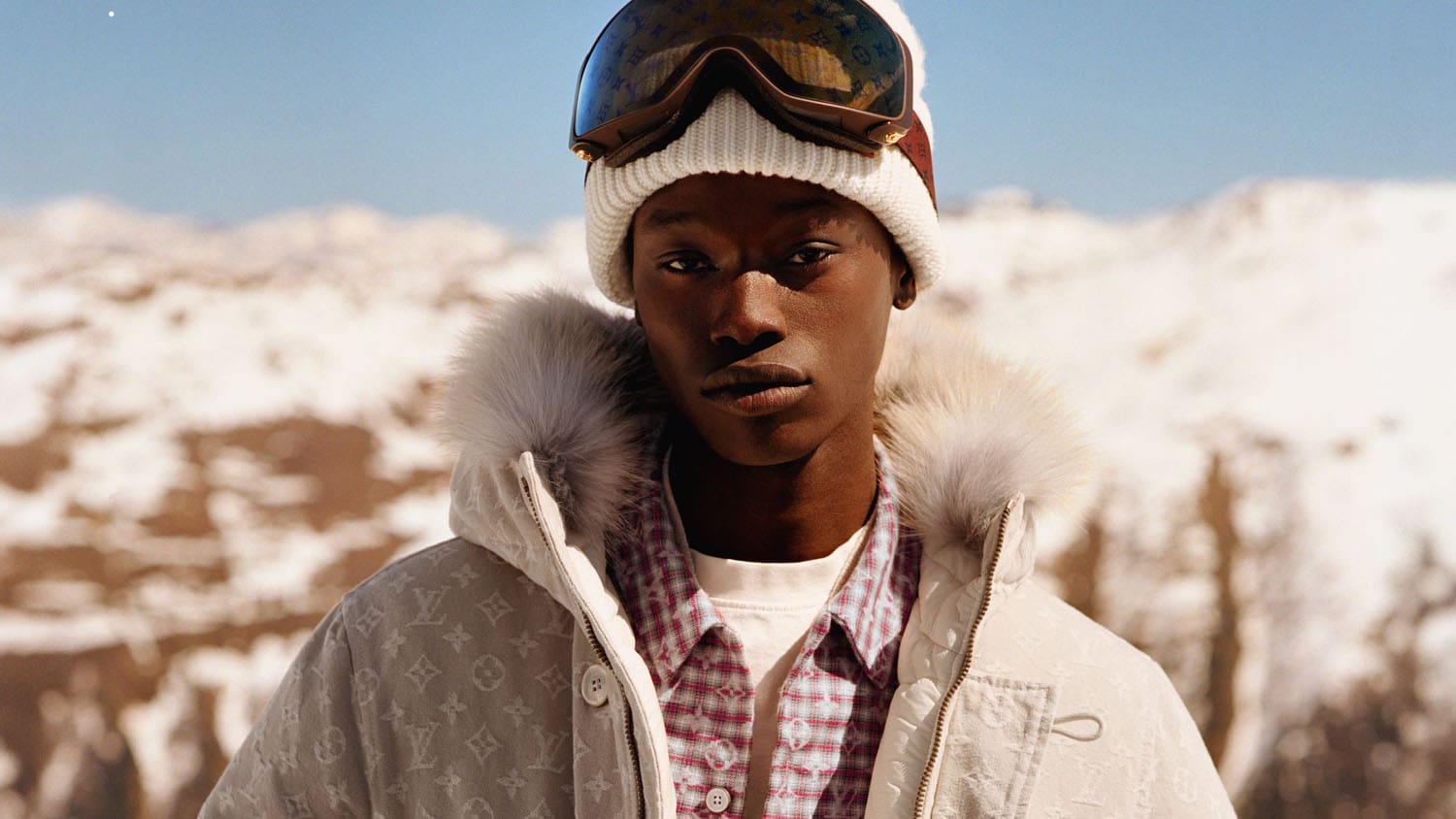 Colección cápsula de esquí Louis Vuitton LV Runway Revista (16)