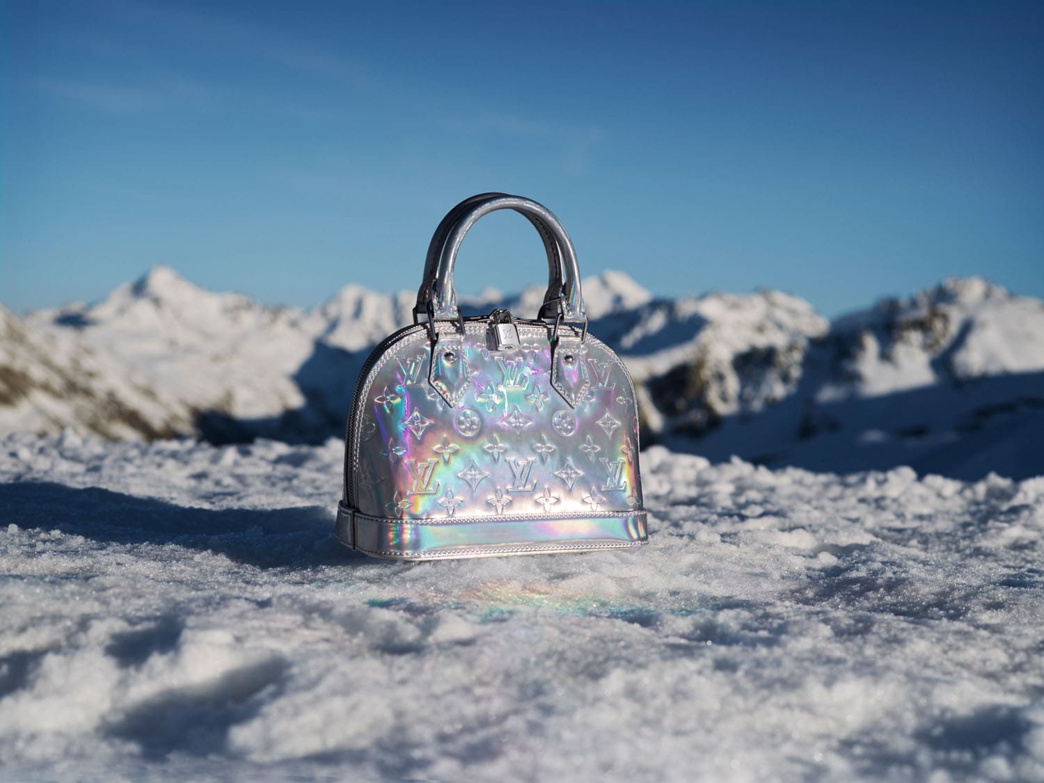 Colección cápsula de esquí Louis Vuitton LV Runway Revista (9)