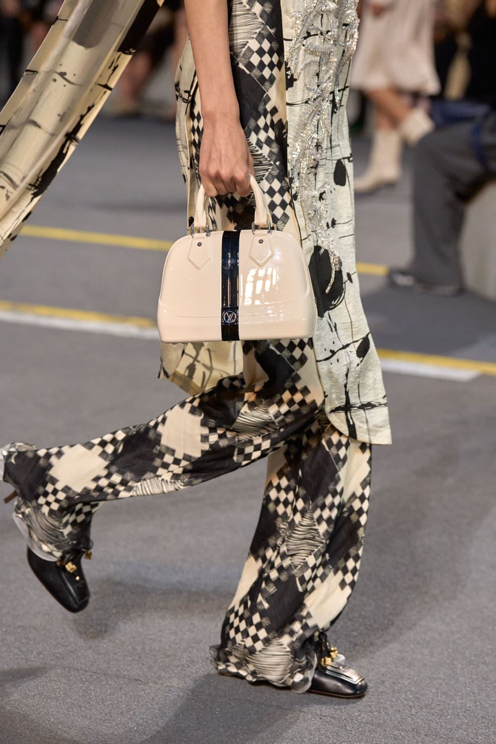 Louis Vuitton Spring Summer 2027 Bags Runway Magazine (18)