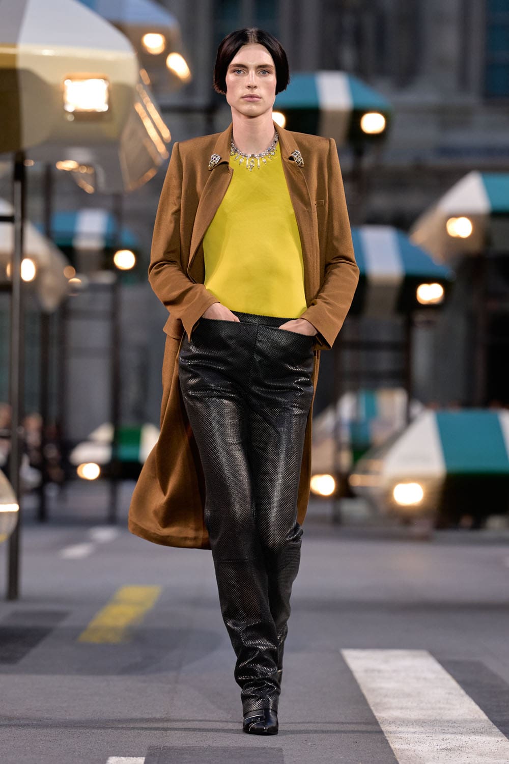 Louis Vuitton Spring Summer 2027 Runway Magazine (14)