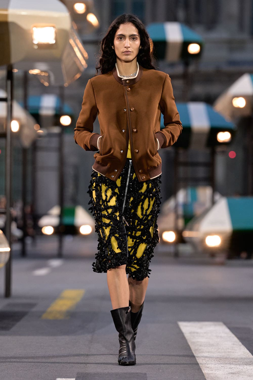 Louis Vuitton Spring Summer 2027 Runway Magazine (15)